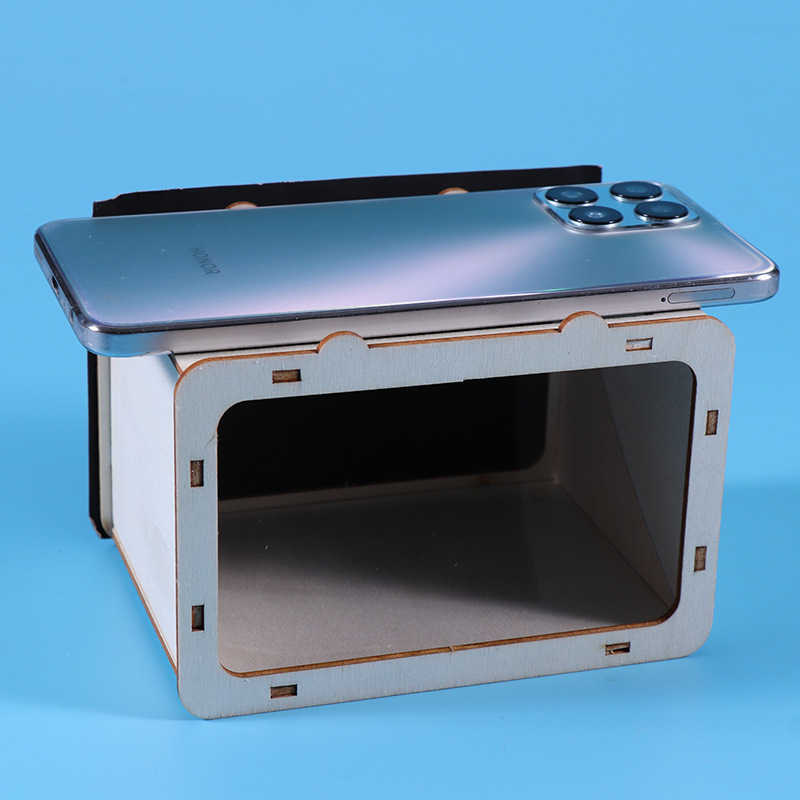 スマートフォン用3Dホログラムプロジェクター、DIYホームシ - Home Cinema Experience のレビューと価格